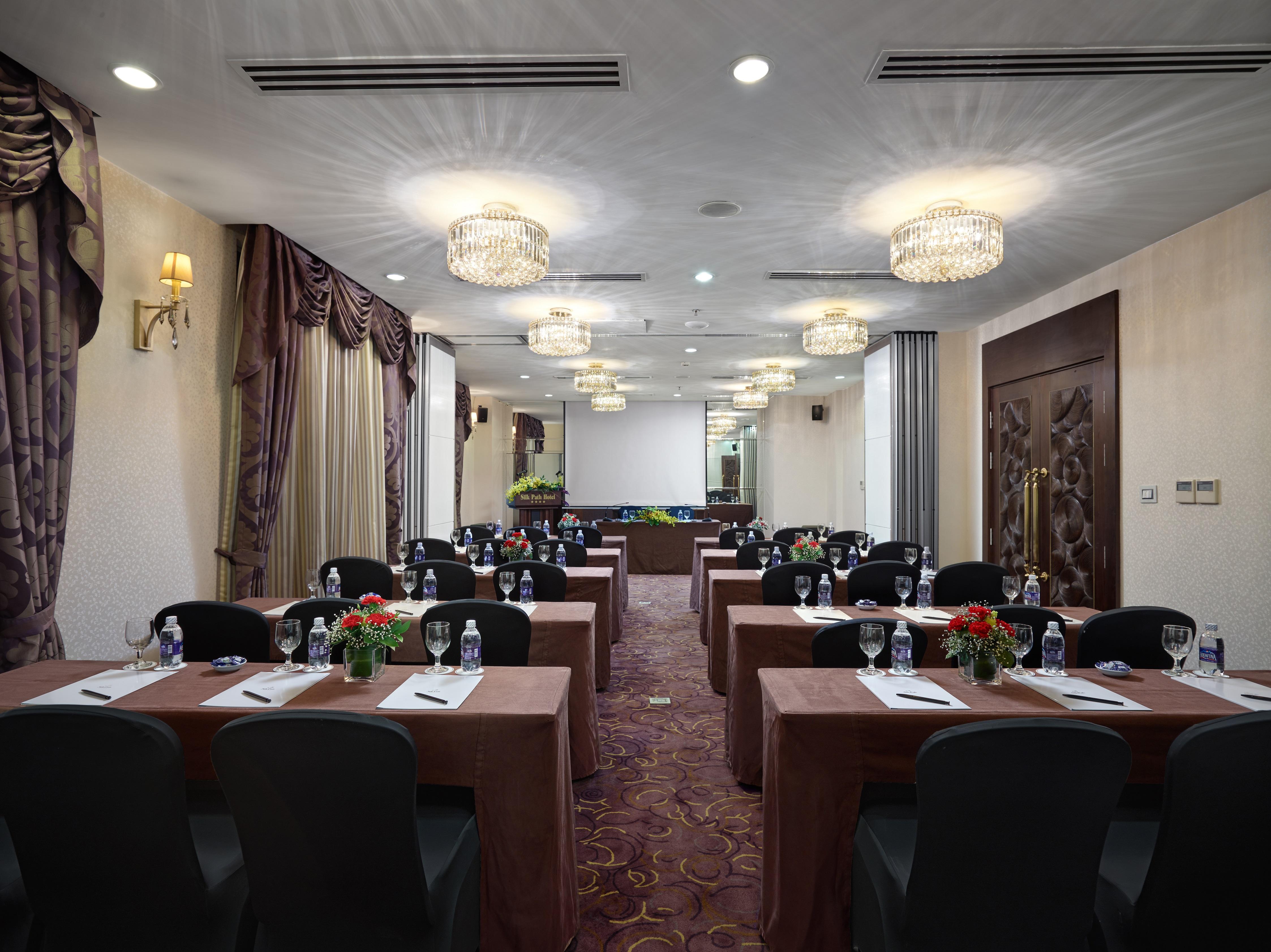Silk Path 4* Hanoi