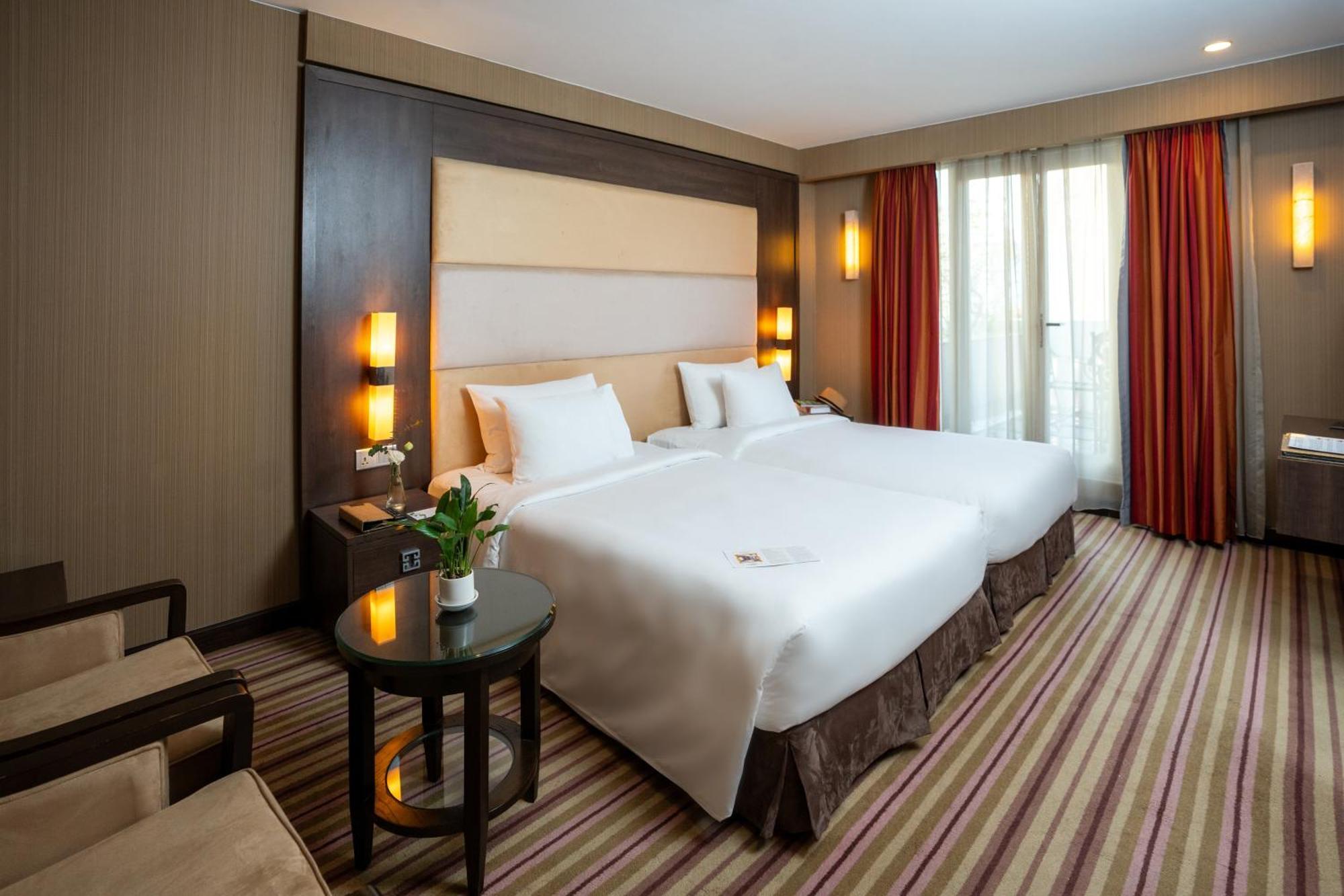 Silk Path Hotel