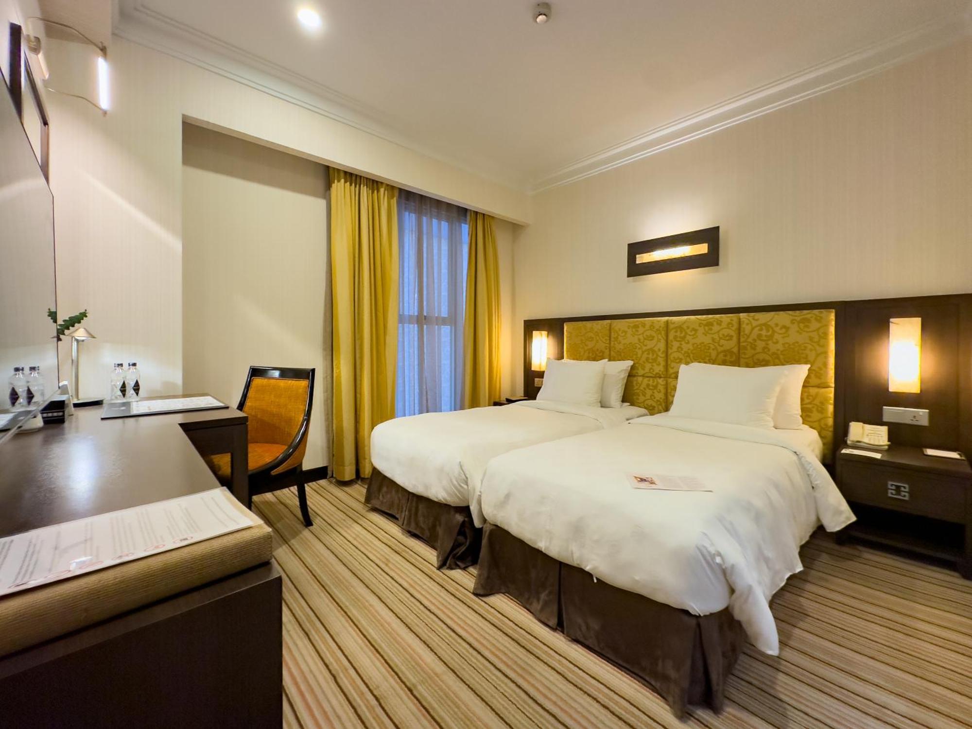 Hotel Silk Path Hanoi