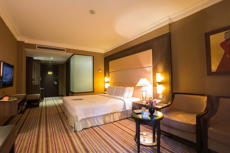 Hotel Silk Path Hanoi