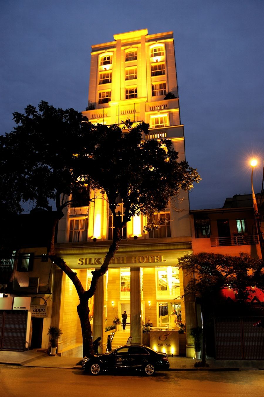 Silk Path 4* Hanoi