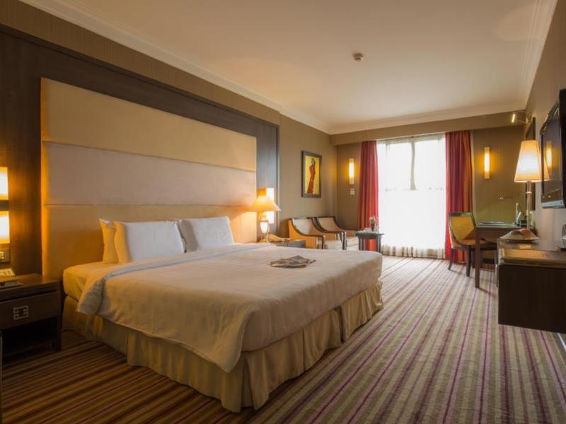 Silk Path 4* Hanoi