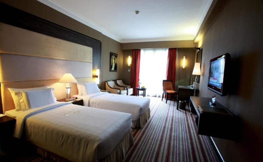 Hotel Silk Path 4*
